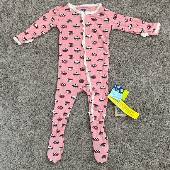 NWT Kickee Pants Ruffle Footie Pink Lotus Pie 18-24 months snap - Picture 1 of 8